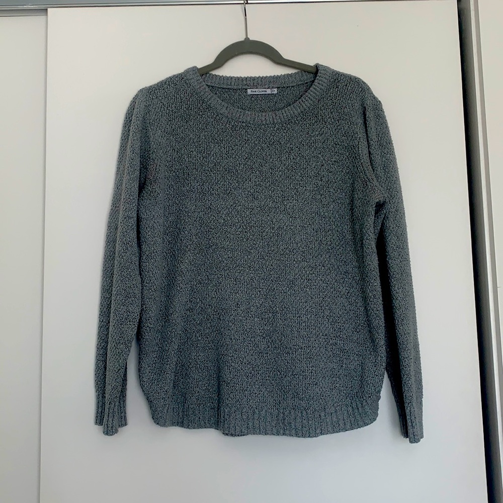 Pink Clover size M soft knit sweater